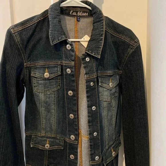 LA Blues women’s medium denim jacket great condition! Smoke-free home - Picture 3 of 3